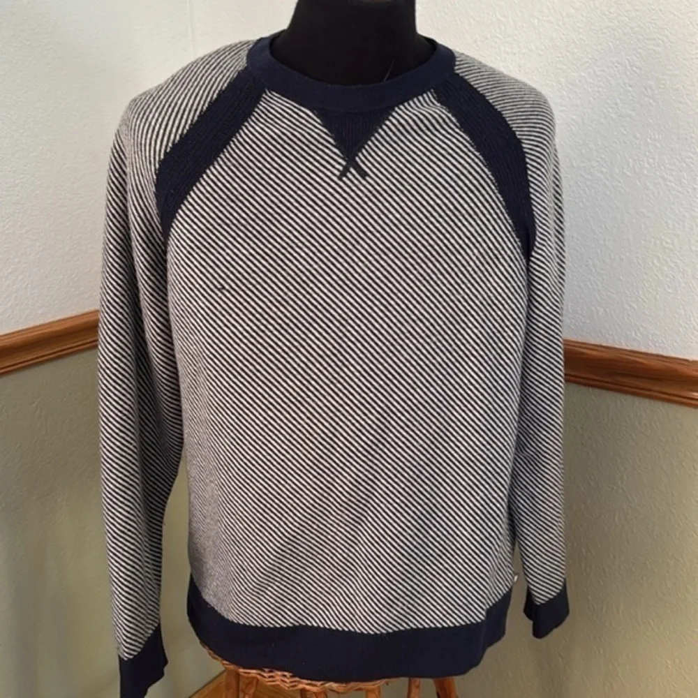 Toad & Co Men’s Lambswool Nylon  Strahlhorn Crew Navy Striped Sweater Large
